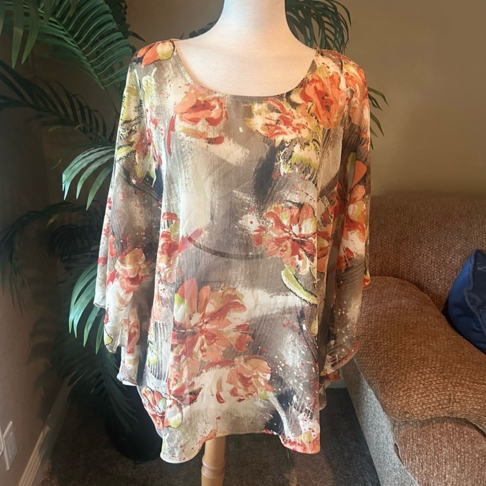 🇺🇸 Susan Graver Floral Chiffon Peach and Cream Blouse,Size S